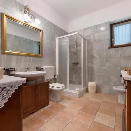 Liivv House - Apartamento