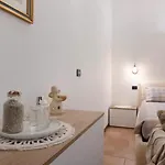 Liivv House - Apartment