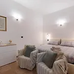 Apartment Liivv House - *