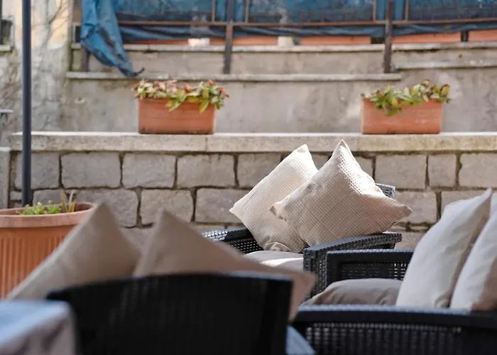 Liivv House - Apartment *